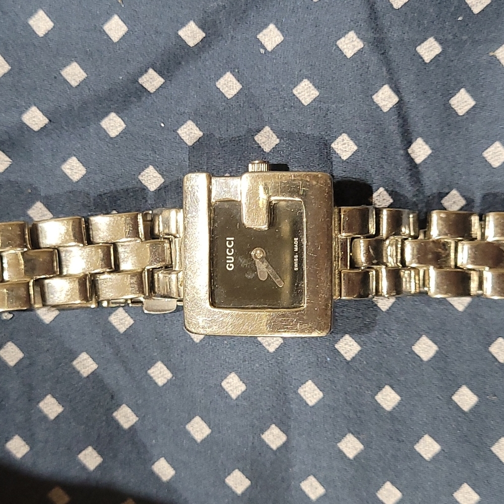 GUCCI WATCH